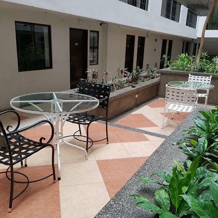 Heart Of The City Studio With Balcony Davao City Eksteriør bilde